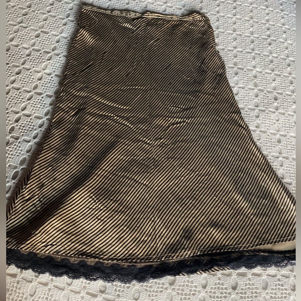 CLIFFORD & WILLS VINTAGE 100% SILK SKIRT 10 NWOT - Picture 5 of 12